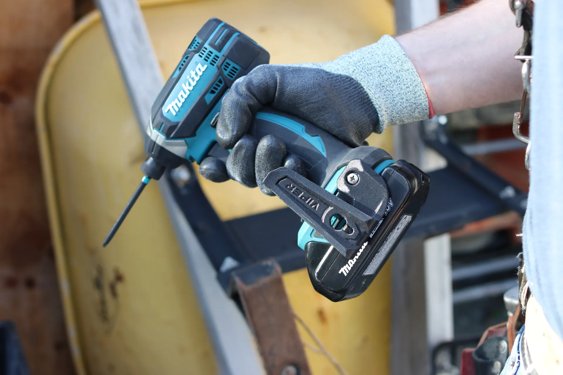 SuperHook Pro Rafter Hook/Belt Hook Upgrade, Fits Makita LXT, LEFT SIDE